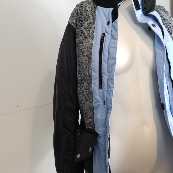 Spyder Stryke Skii Snowboard Jacket - Picture 15 of 16